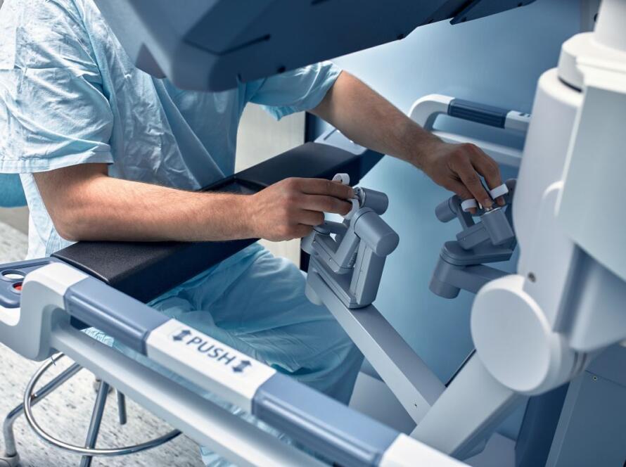 differenza tra chirurgia robotica e laparoscopia