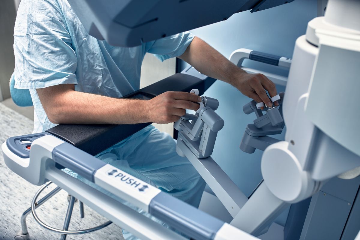 differenza tra chirurgia robotica e laparoscopia